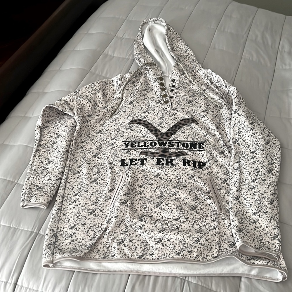 Yellowstone sweatshirt